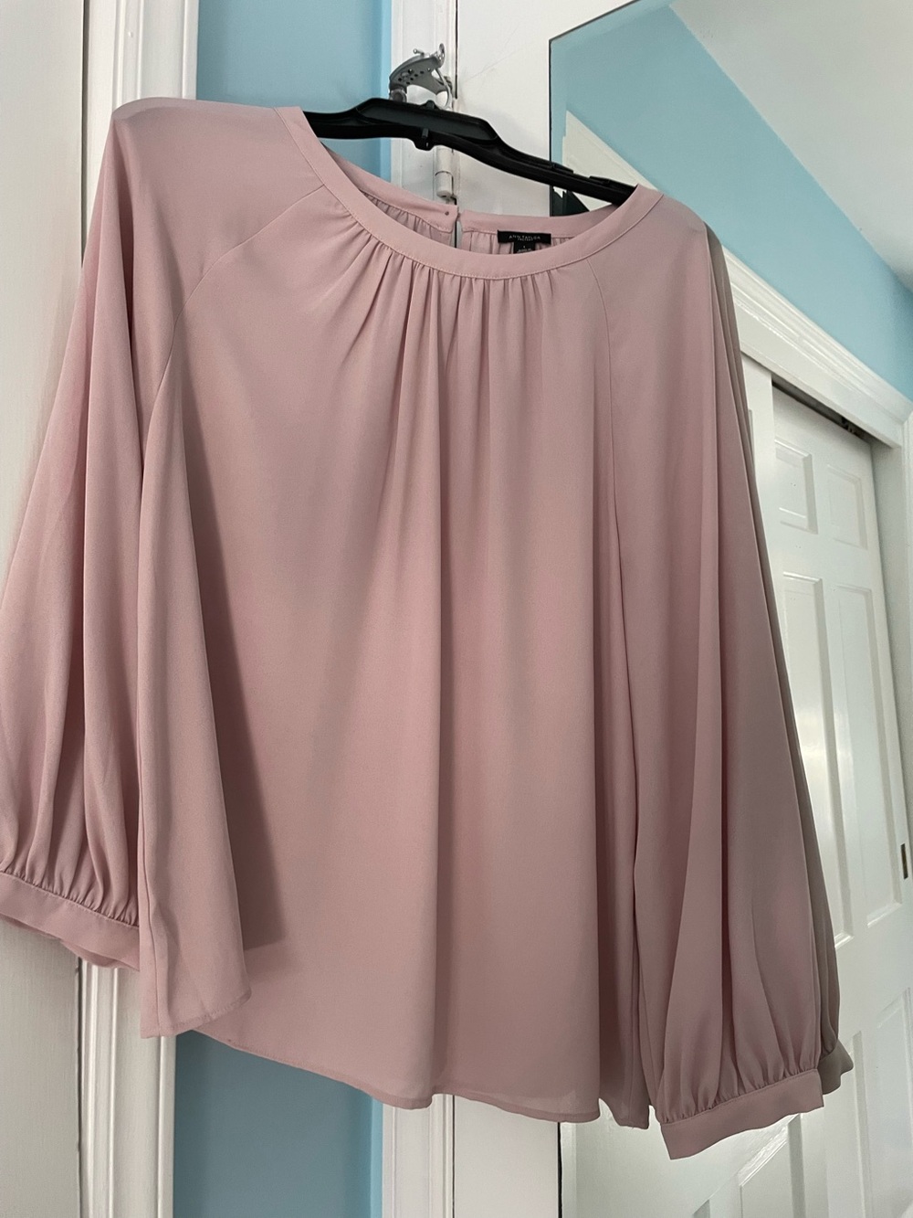Elegant Anne Taylor Blush Pink Pleated Round-Neck Blouse